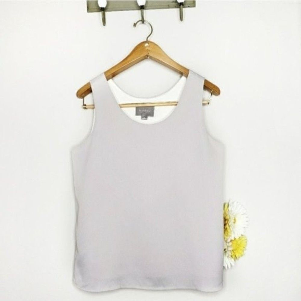 August 1 eight gray scoop neck tank top size medium